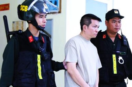 Sự thật phía sau lớp vỏ hào nhoáng của những người nổi tiếng phạm tội