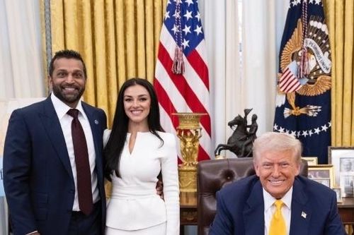 Giám đốc FBI gây tranh cãi khi cử đặc nhiệm SWAT để bảo vệ bạn gái