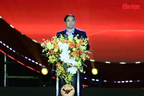 Gắn kết cộng đồng, sẻ chia cùng miền Trung trong Tuần 'Đại đoàn kết các dân tộc - Di sản Văn hóa Việt Nam'