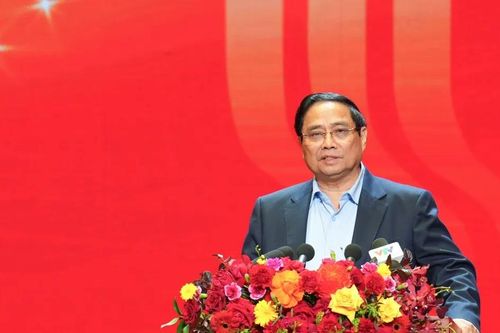 Ngành ngân hàng cần chia sẻ lợi nhuận với người dân