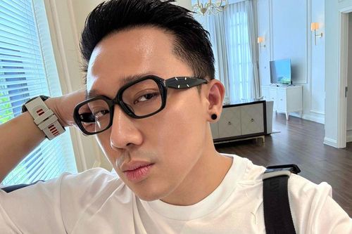 Trấn Thành 'than trời' vì bị ép