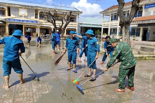 Bộ đội Biên phòng Gia Lai sát cánh cùng người dân vùng lũ