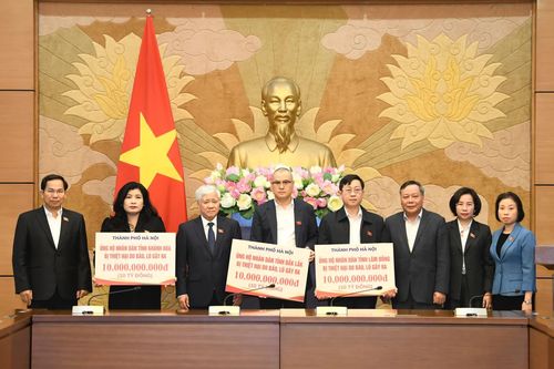 Hà Nội hỗ trợ Khánh Hòa 10 tỷ đồng khắc phục hậu quả thiên tai