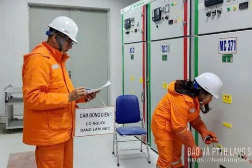 Đảm bảo cấp điện ổn định dịp cuối năm