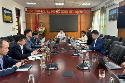 Bàn phương án xóa thôn 'lõm' sóng trên địa bàn tỉnh
