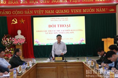 Lãnh đạo UBND tỉnh đối thoại với công dân tại xã Mẫu Sơn