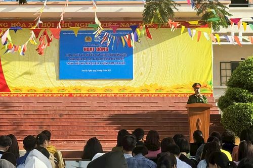 Học sinh phía Tây Lâm Đồng được bồi dưỡng kiến thức pháp luật