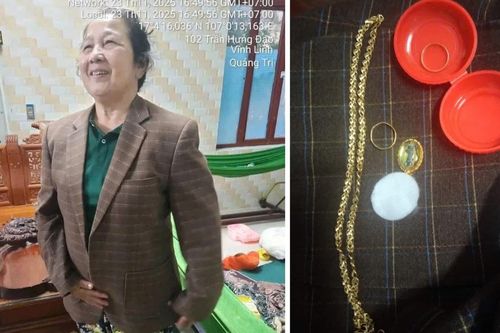 Trả lại 4 chỉ vàng cho người dân để quên trong áo quần cũ ủng hộ đồng bào lũ lụt