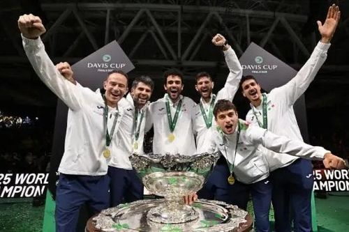 Italia lập hat-trick vô địch Davis Cup 2025