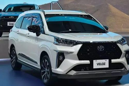Toyota giới thiệu xe hybrid 7 chỗ tại Đông Nam Á