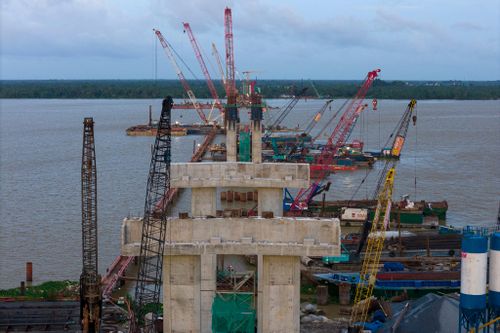 Hình hài cầu Đại Ngãi nối Vĩnh Long - Cần Thơ sau 1 năm thi công