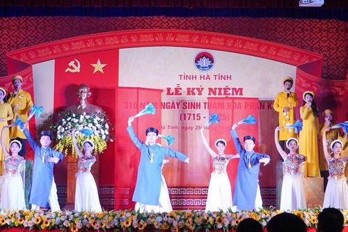Hà Tĩnh kỷ niệm 310 năm Ngày sinh Thám hoa Phan Kính
