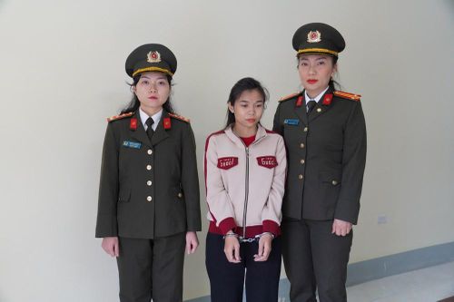 Khởi tố, bắt đối tượng lừa đảo chiếm đoạt hơn 300 triệu đồng