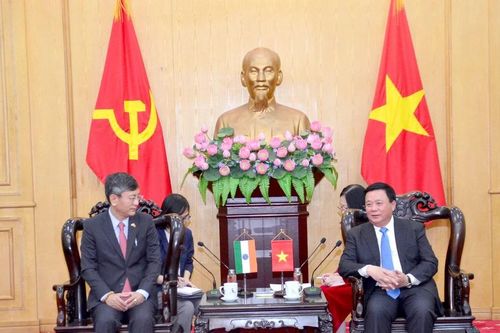 Đồng chí Nguyễn Xuân Thắng tiếp Đại sứ đặc mệnh toàn quyền Ấn Độ tại Việt Nam