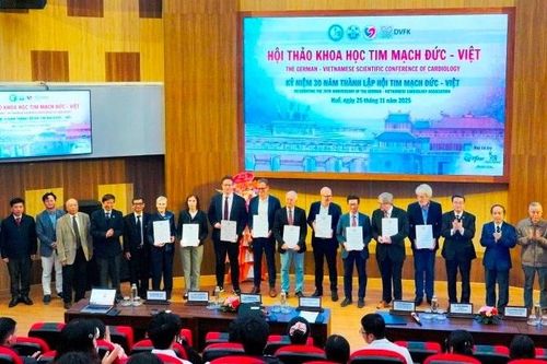 Gần 150 bác sĩ, chuyên gia dự hội thảo tim mạch Đức-Việt tại Huế