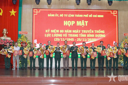 Họp mặt kỷ niệm 80 năm Ngày truyền thống Lực lượng vũ trang tỉnh Bình Dương