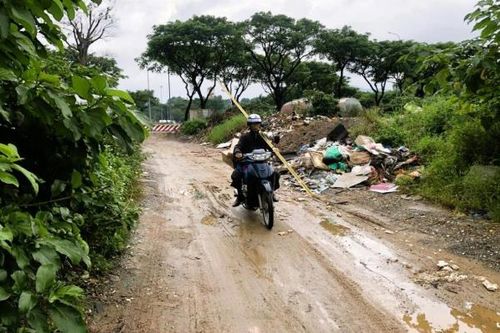 Con đường 'đẫm lệ'