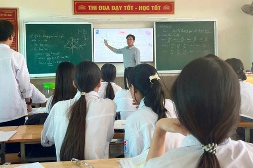 Bứt phá chiến lược thu hút sinh viên sư phạm xuất sắc
