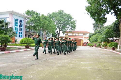 Quyết tâm xây dựng đơn vị điểm vững mạnh toàn diện 'Mẫu mực, tiêu biểu'