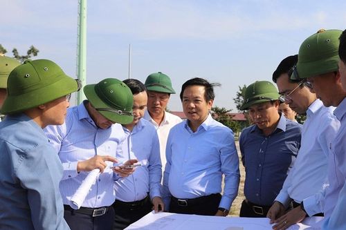 Hưng Yên: Tập trung nguồn lực, thực hiện các dự án y tế, giáo dục, đô thị đúng tiến độ