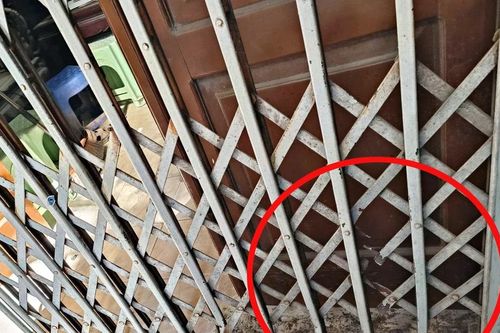 Hà Nội: Bị cảnh sát bao vây, nhóm tội phạm ma túy dùng súng chống trả