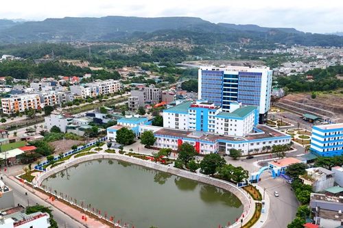 Quảng Ninh xác định Trưởng khoa của Bệnh viện Phổi bán thuốc 'chui'