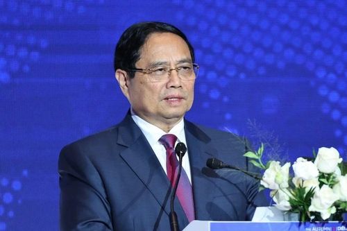 Thủ tướng: 'Đi lên từ bàn tay, khối óc, mảnh đất, khung trời, cửa biển của mình'