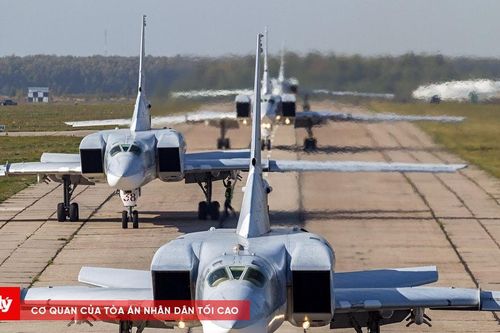 Nga điều chuyển 16 oanh tạc cơ Tu-22M3 mang tên lửa siêu thanh tới gần Ukraine