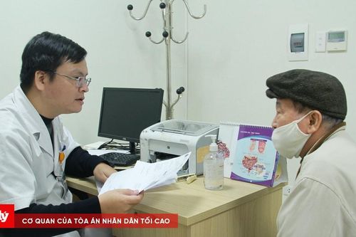 Nam giới cao tuổi nên chủ động đi khám sàng lọc để phát hiện sớm ung thư tiền liệt tuyến