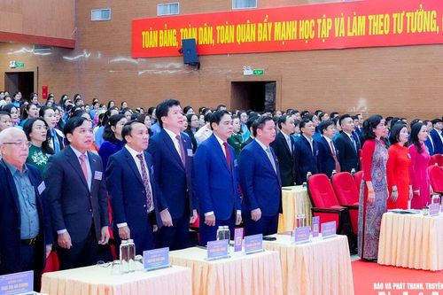 Trọng thể khai mạc Đại hội đại biểu Phụ nữ tỉnh Nghệ An lần thứ XVII, nhiệm kỳ 2025-2030