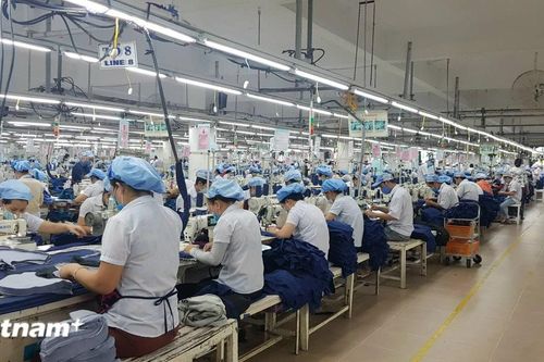 HSBC: Doanh nghiệp Việt Nam thích nghi với bình thường mới