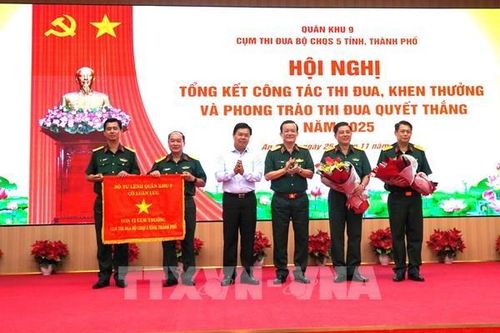 Cơ chế phối hợp mới nâng cao sức mạnh phòng thủ 5 tỉnh, thành
