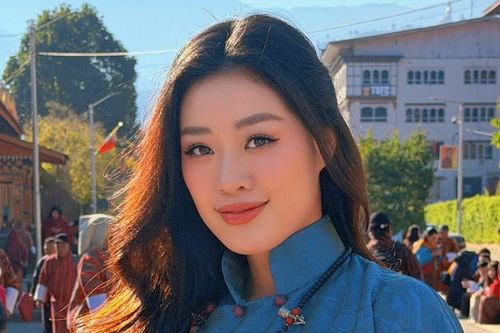 Điện thoại 8 chữ số của Hoa hậu Khánh Vân