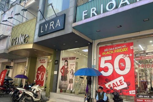 Xu hướng mua sắm mùa Black Friday thay đổi: Giảm 'sốc' có còn hấp dẫn?