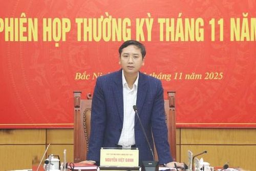 Chủ tịch HĐND tỉnh Nguyễn Việt Oanh: Công khai, minh bạch, nâng cao hiệu quả giải quyết kiến nghị của cử tri