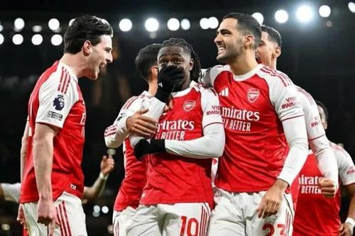 Vòng 12 Giải Ngoại hạng Anh: Arsenal 'cô đơn' trên đỉnh bảng xếp hạng
