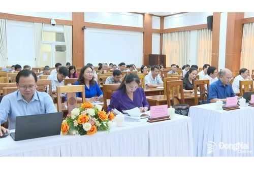 Đồng Nai: Hội nghị báo cáo viên thường kỳ tháng 11-2025