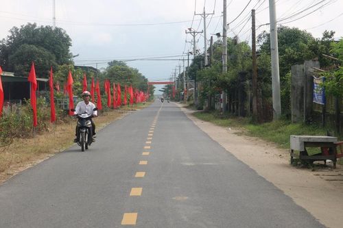 Gắn 'đại đoàn kết' giữ vững nông thôn mới