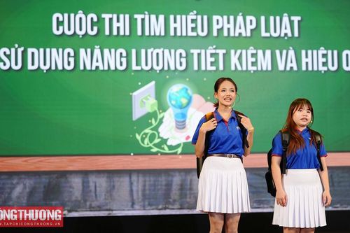 Sinh viên không ngừng nỗ lực lan tỏa thông điệp sử dụng năng lượng tiết kiệm và hiệu quả