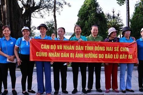 Y bác sĩ, tình nguyện viên từ Đồng Nai lên đường tiếp sức Đắk Lắk