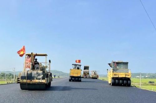 Điều phối nhà thầu tương trợ nhau, đẩy tiến độ cao tốc Chí Thạnh - Vân Phong