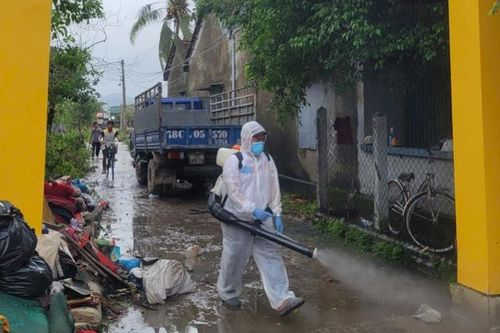 Phòng ngừa nguy cơ dịch bệnh sau bão lũ