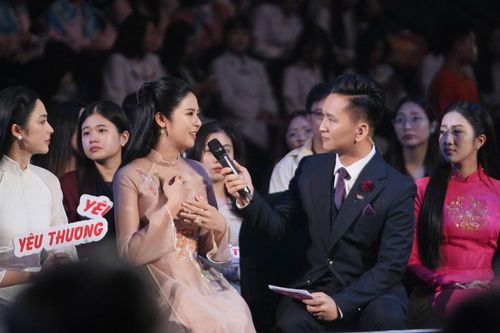 Hoa hậu Ngọc Hân ủng hộ 50 triệu đồng giúp trẻ em mắc bệnh tim bẩm sinh