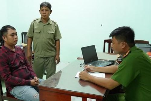 Công an 2 tỉnh phối hợp chốt chặn bắt giữ đối tượng đâm 'tình địch' rồi chở bạn gái bỏ trốn