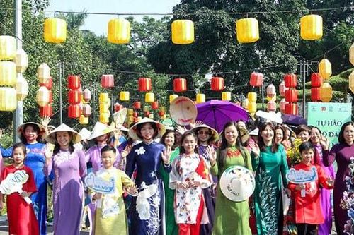 Đặt con người vào vị trí trung tâm khi hoạch định chính sách