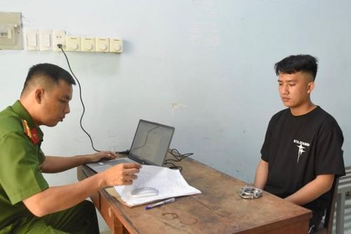 Nam công nhân cướp tiệm vàng, lấy tiền chuộc xe máy cho vợ