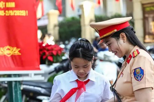Từ kinh nghiệm thế giới, Hà Nội cần làm gì để nhân rộng cổng trường an toàn?
