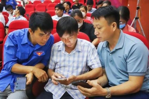 Thí điểm hỗ trợ hộ kinh doanh chuyển đổi số tại Thái Nguyên