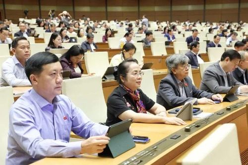 Quốc hội thông qua Luật Tương trợ tư pháp về hình sự