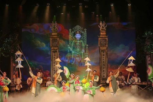 Tôn vinh di sản Thăng Long với 'Oai Trấn Tây Thành'